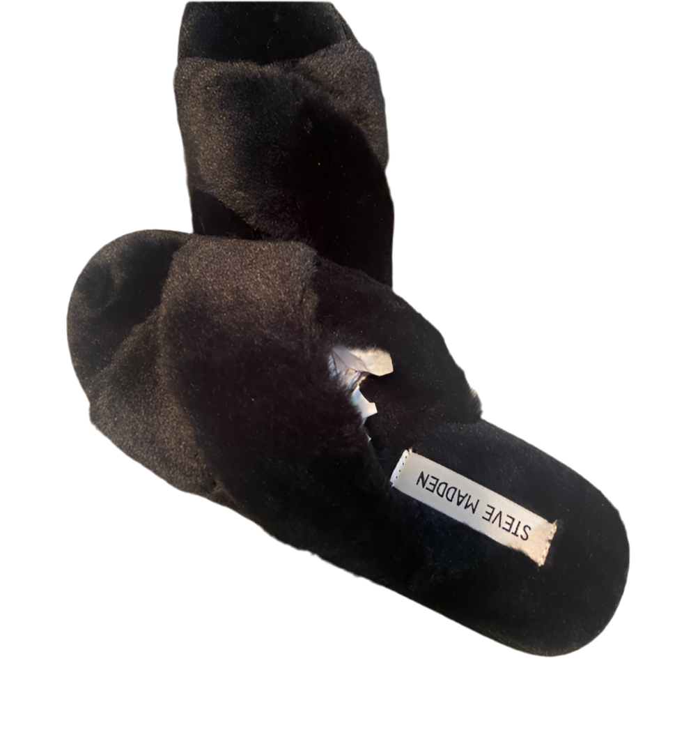 Steve Madden Women’s Faux Fur Slippers Black Size 7