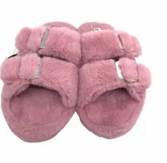 Olivia Miller Women’s Faux Fur Slippers Pink Size 9